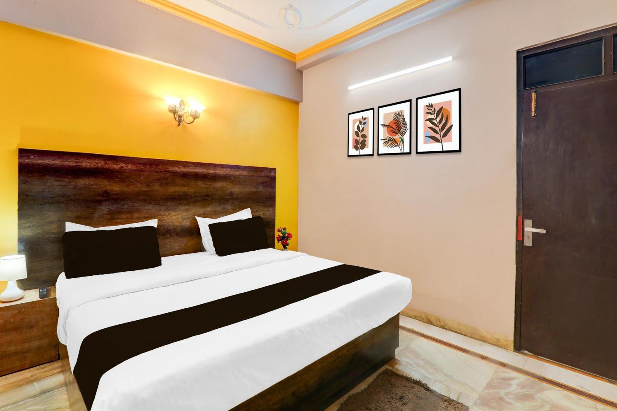 Super Hotel O Insaf Nagar Munshipuliya Formerly Vibrant Chinhat Exterior foto